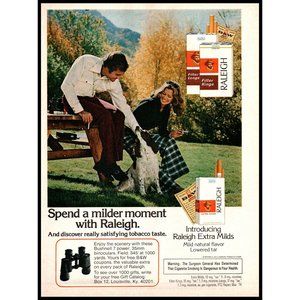 1974 Raleigh Cigarettes Vintage Print Ad Nature Cocker Spaniel Bell Bottoms Art